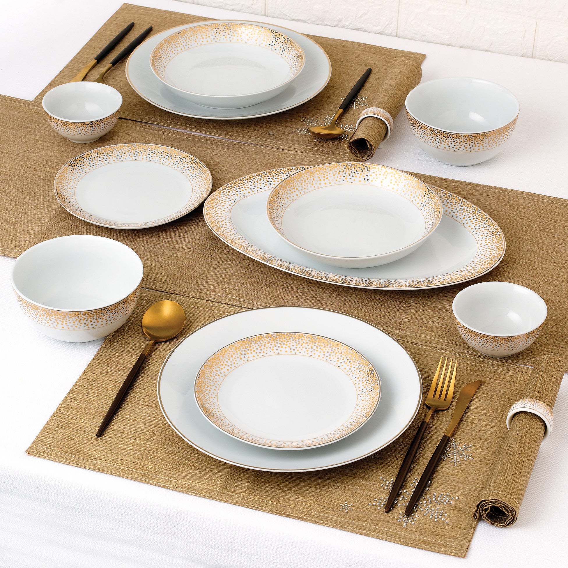 50pc Waterside GOLD Sparkle Porcelain Dinnerware Set (video attached)