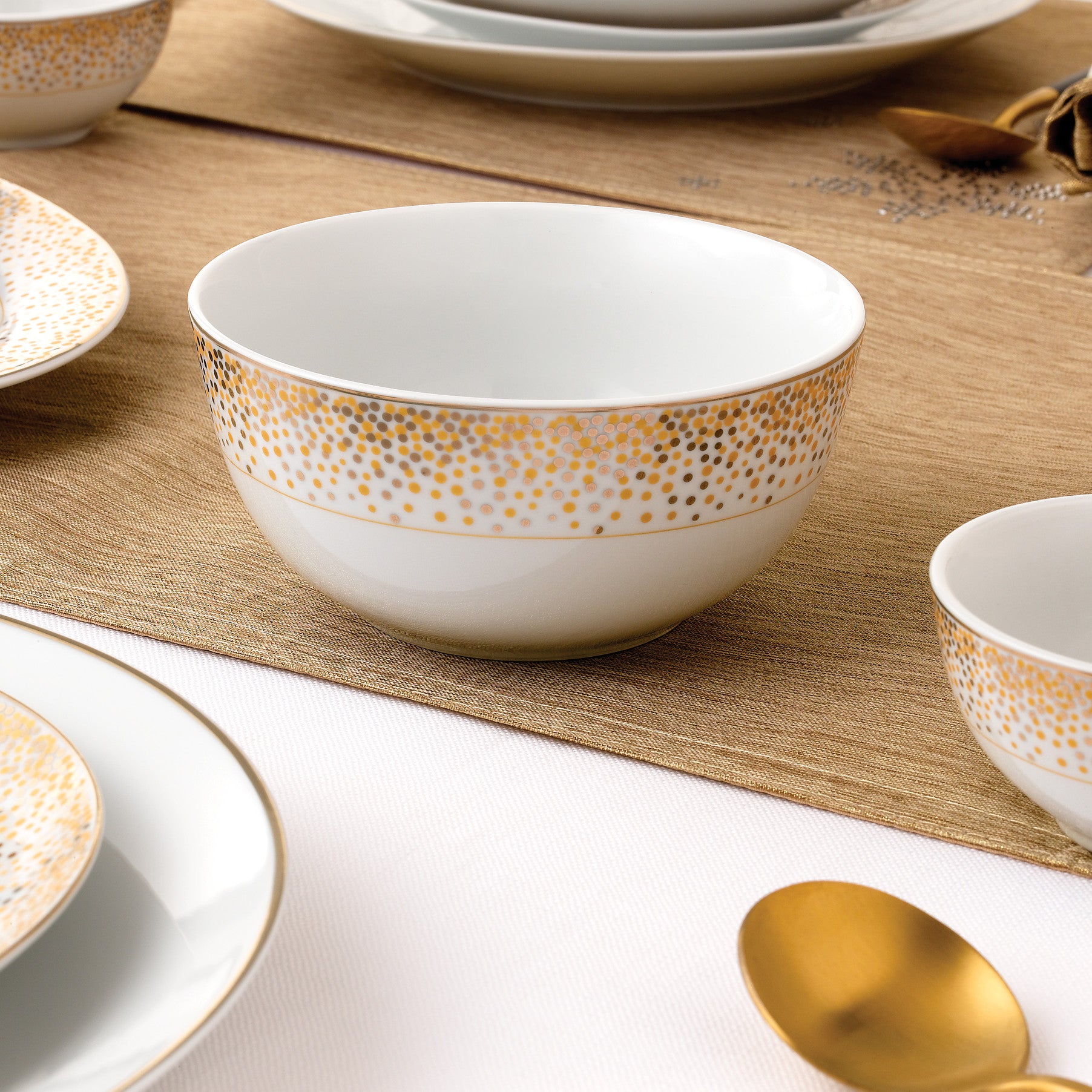 50pc Waterside GOLD Sparkle Porcelain Dinnerware Set (video attached)