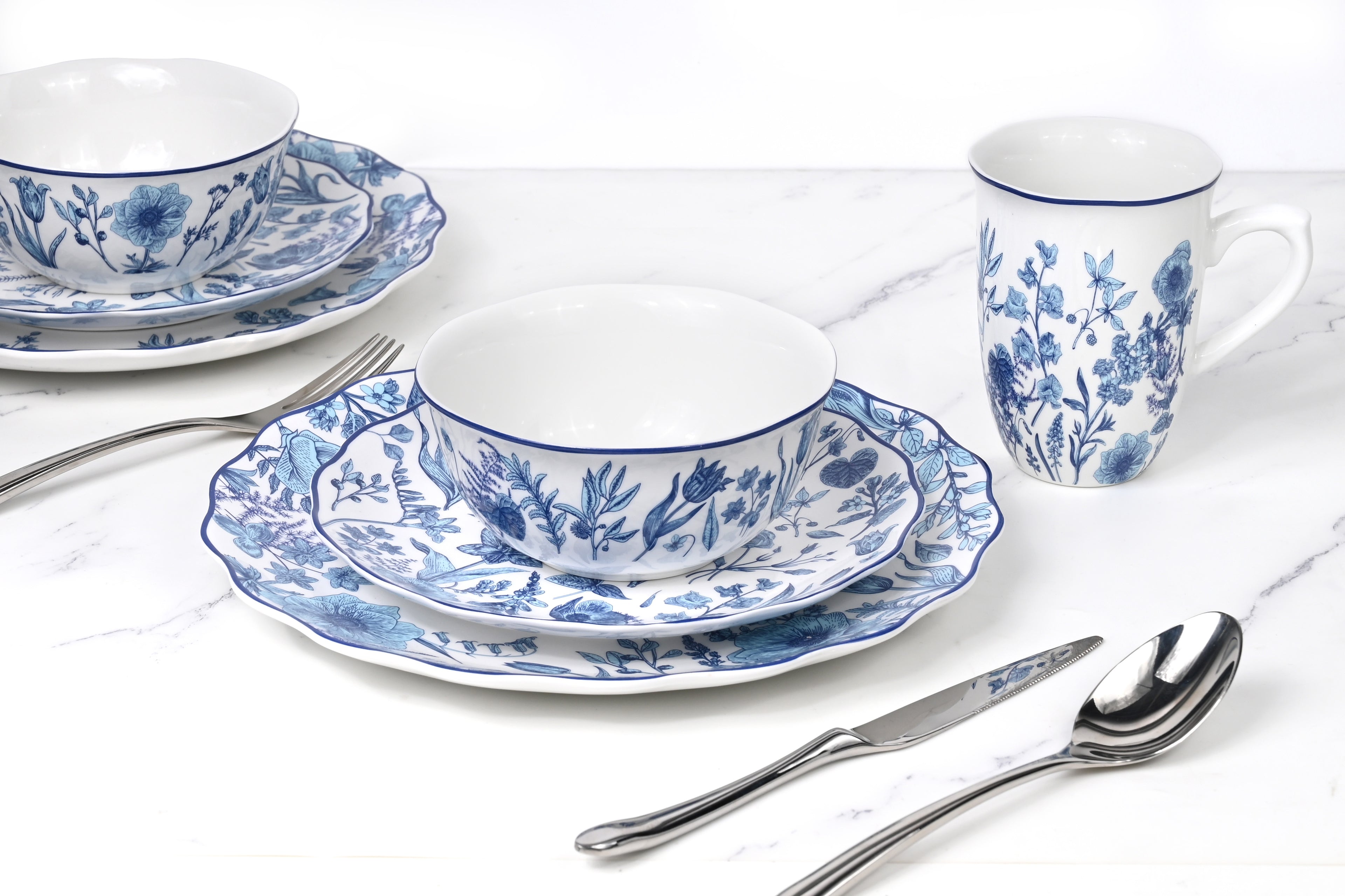 Waterside 16pc Blue Floral Porcelain Dinnerware Set