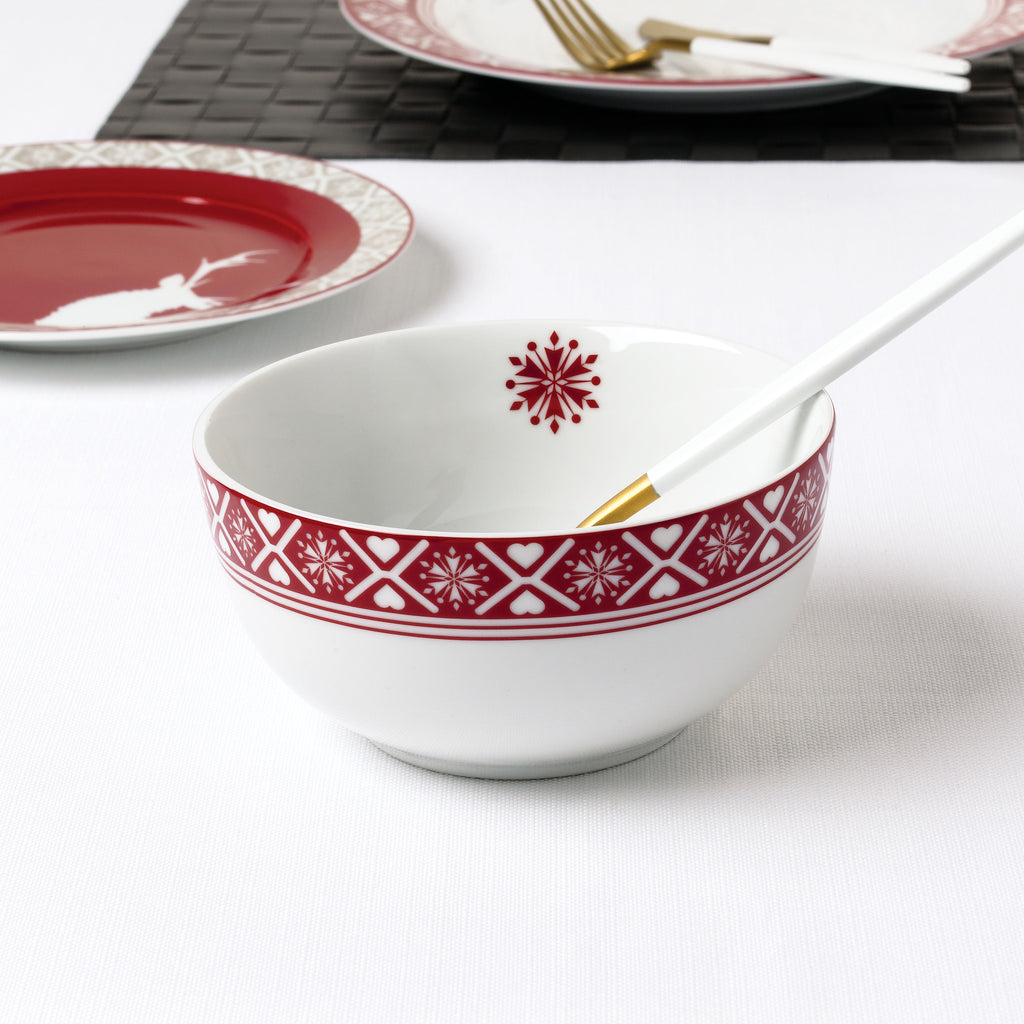 Nordic Reindeer Porcelain Dinner Set, 12 Pieces