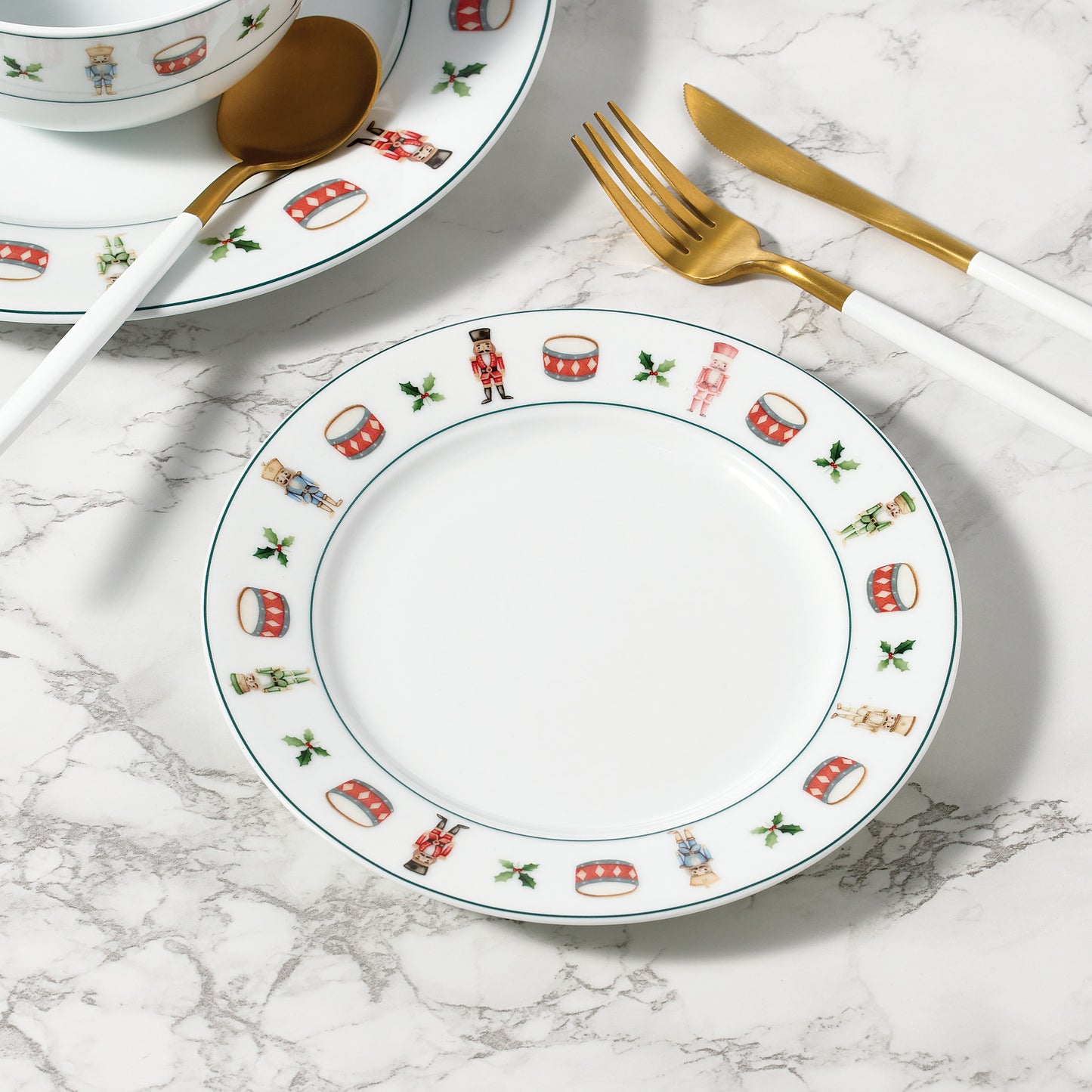 Nutcracker Porcelain Dinner Set, 12 Pieces