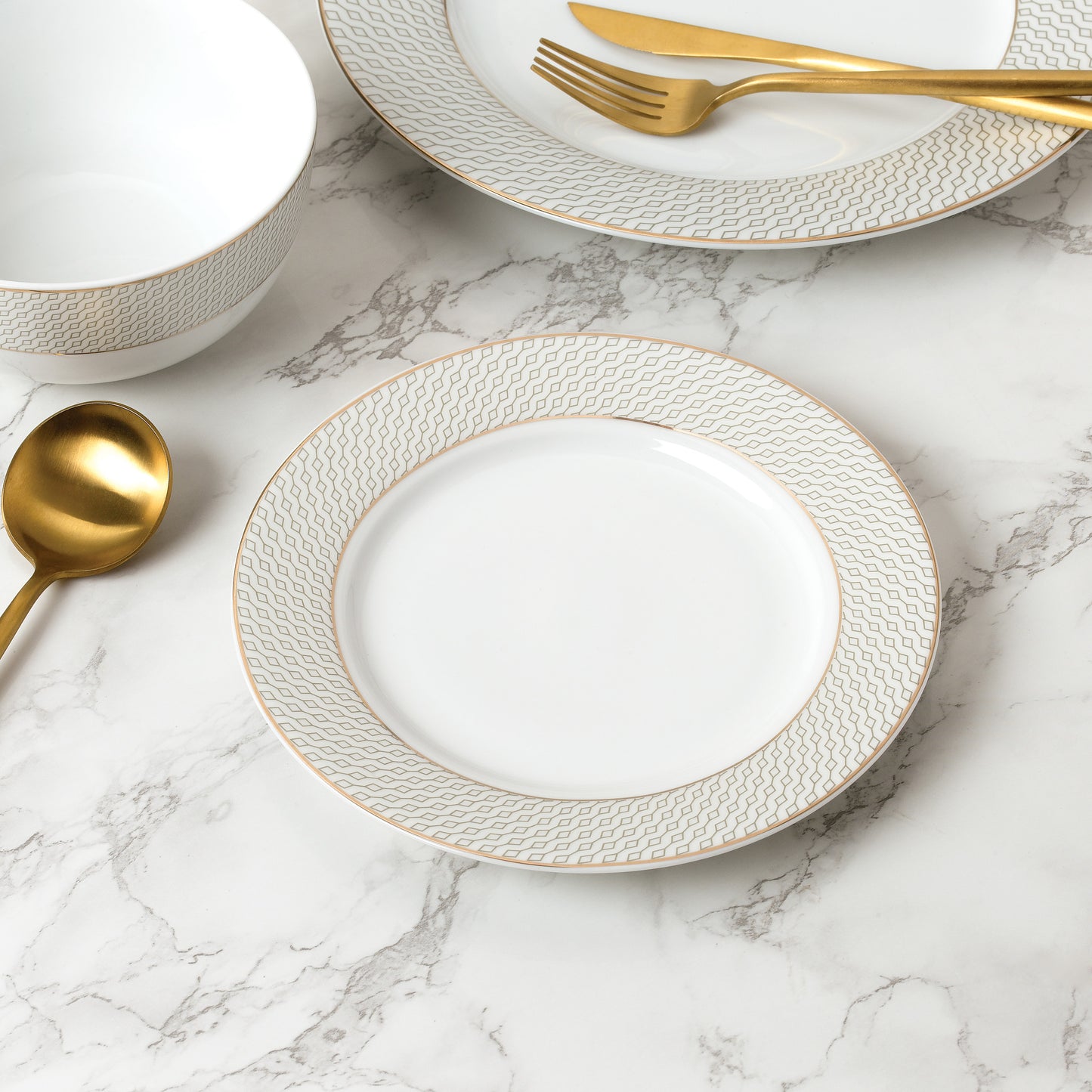 Premium Diamond & Gold Christmas Porcelain Dinner Set, 12 Pieces