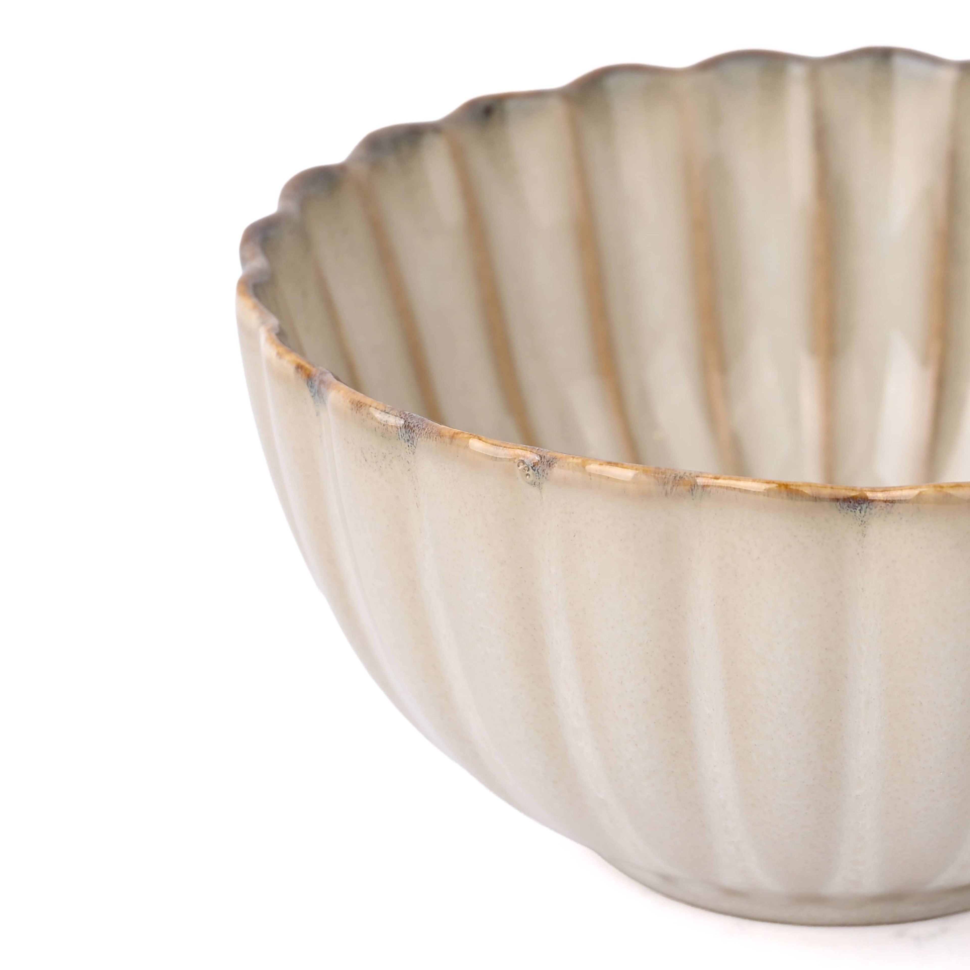 Waterside 12pc Cream Petal Reactive Glaze Dinnerware Set (video attached)