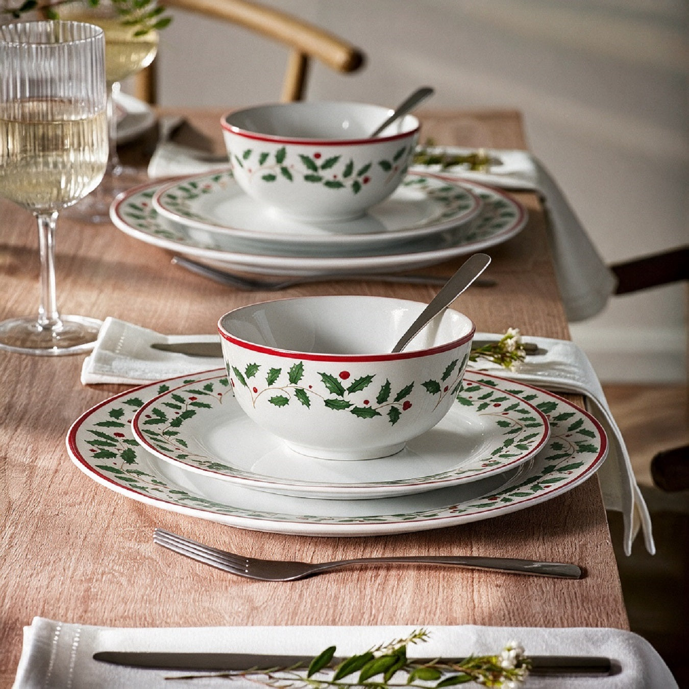 Waterside 12pc Holly Christmas Porcelain Dinnerware Set