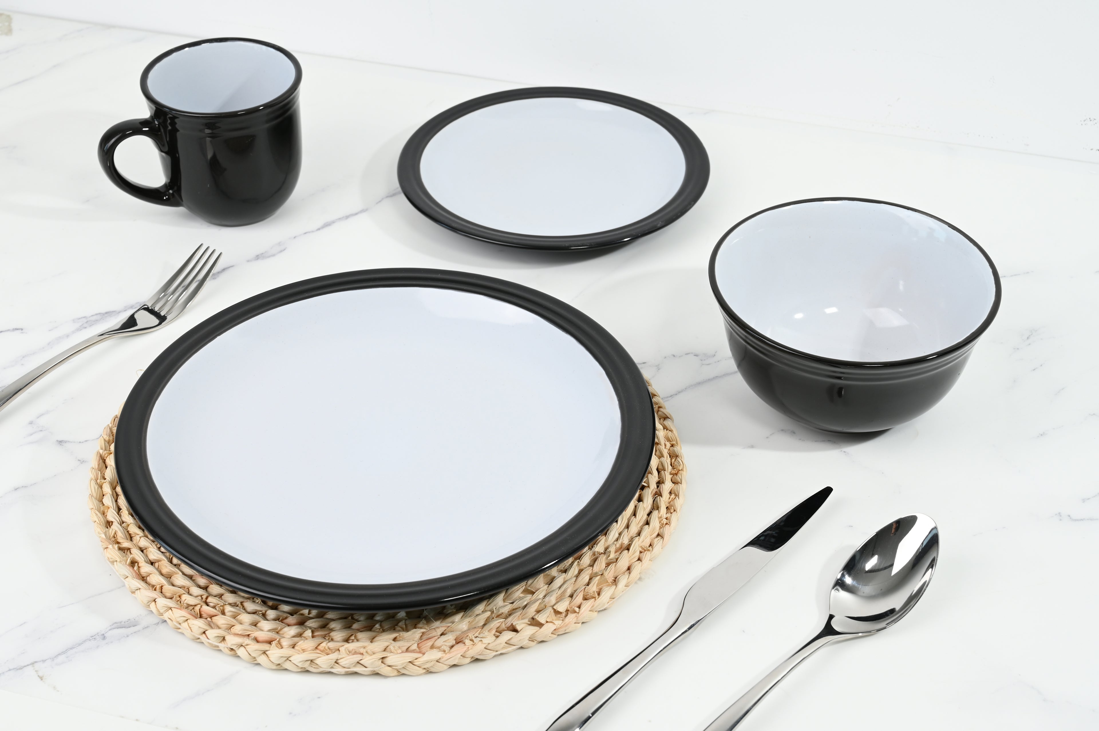 Waterside 16pc Camden Black Stoneware Dinnerware Set