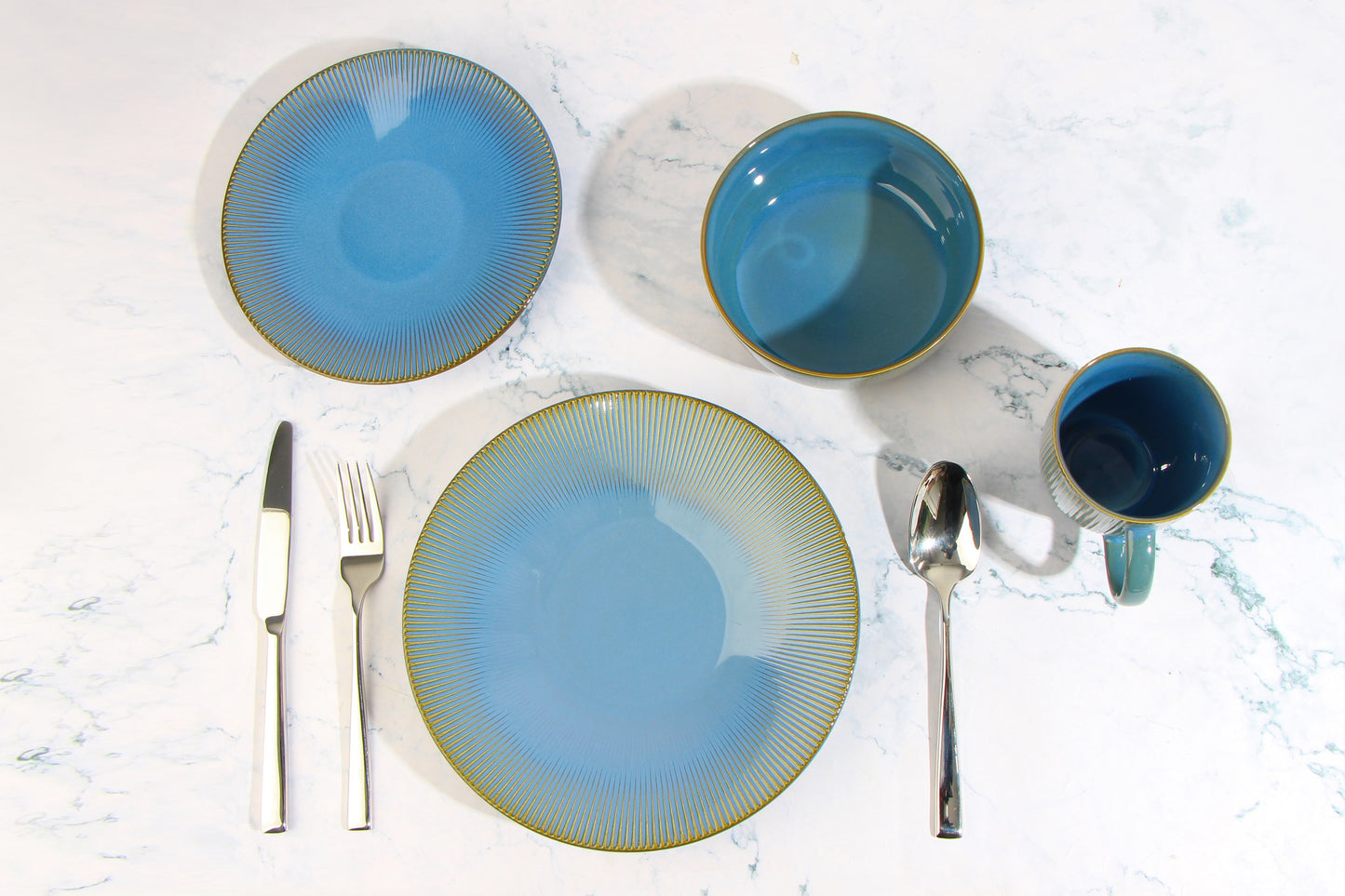 Reactive Glaze Blue Stoneware Dinner Set, 16 Pieces
