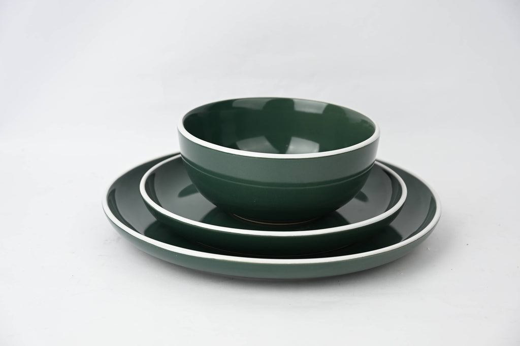 Waterside 12pc Emerald Green Stoneware Dinnerware Set (video attached)