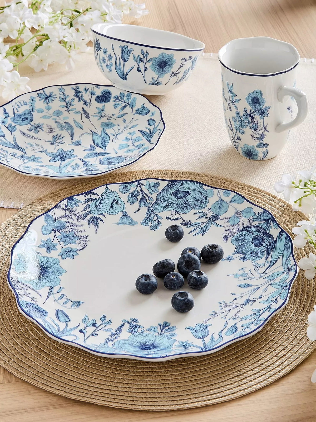 Waterside 16pc Blue Floral Porcelain Dinnerware Set