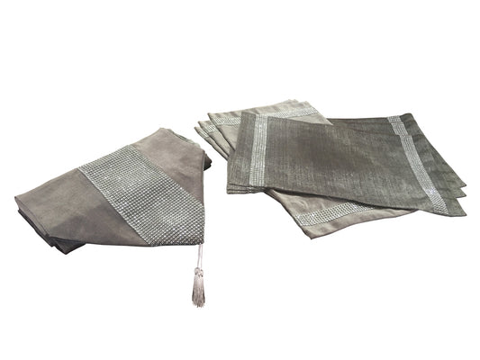 7pc Diamante Runner Set Silver