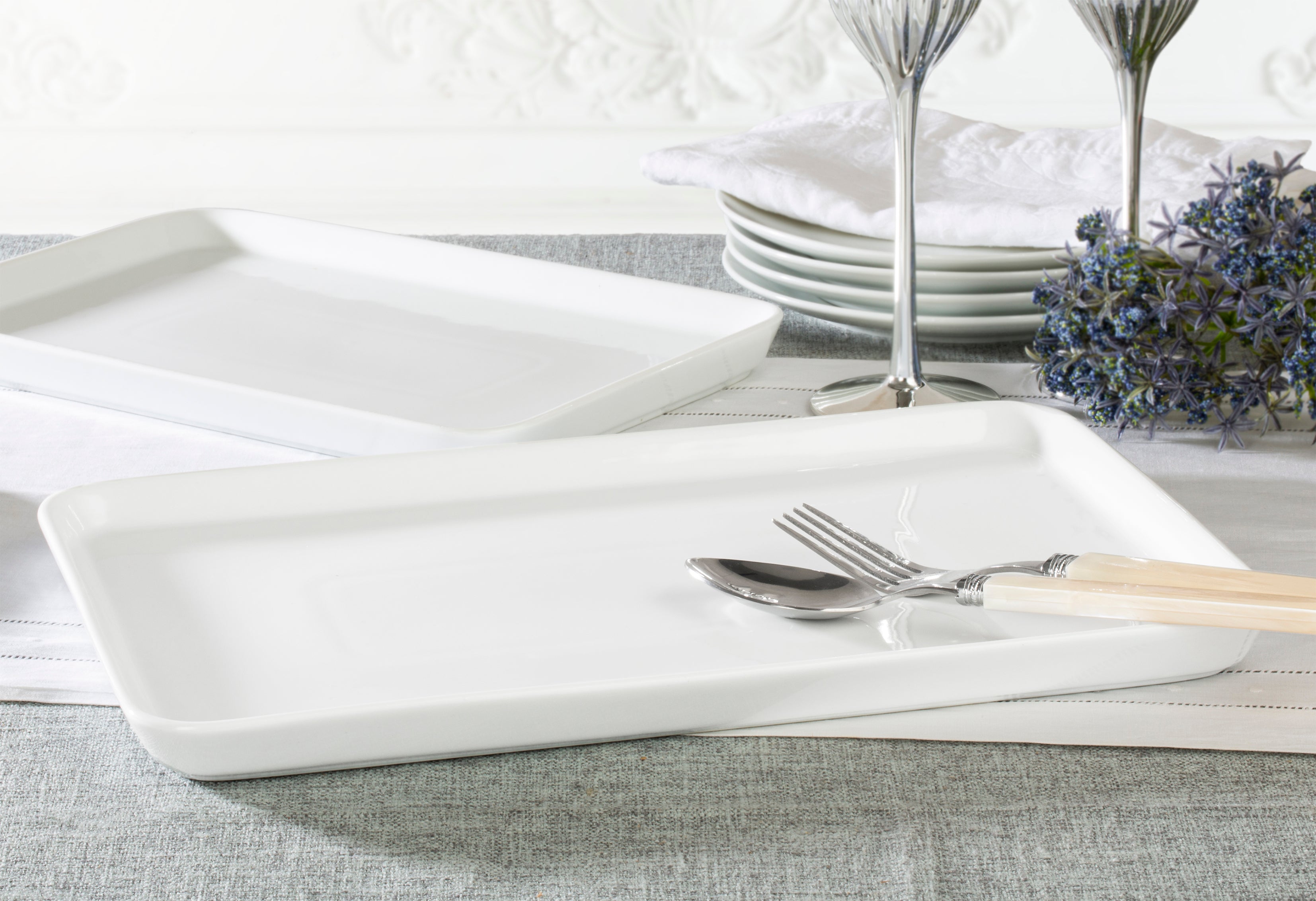 Set of 2 Super White XL Serving Platters